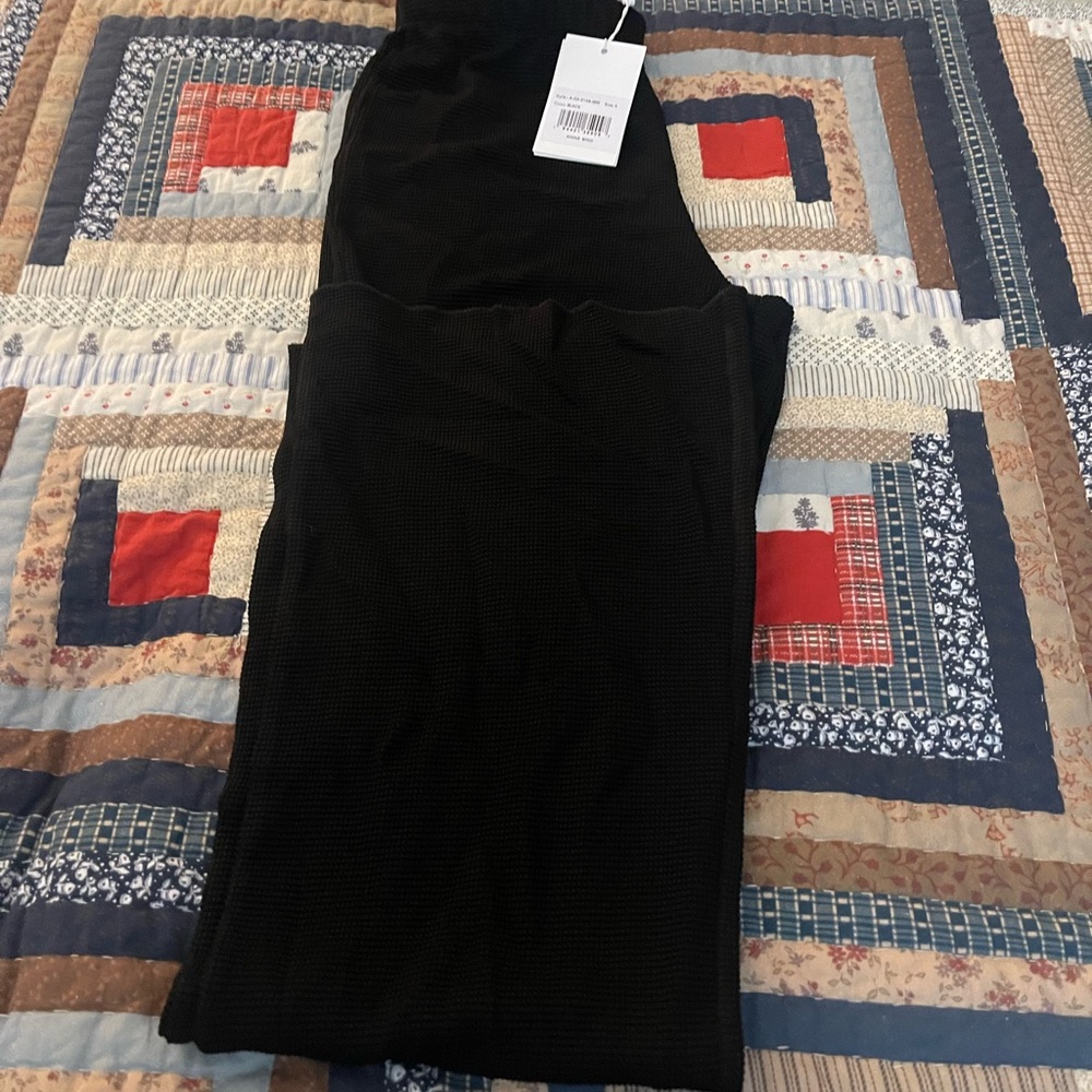 Woman pants - Picture 4 of 4
